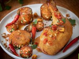 Recette de cuisses de Poulet Fermier des Landes grillées au piment, ail et herbes fraîches